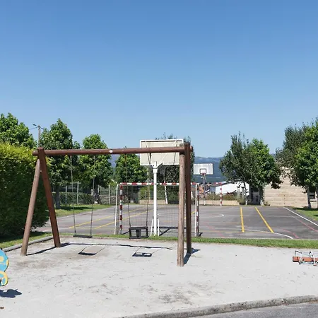 Baruhaus Piscina Y Parking Rianxo Rianjo